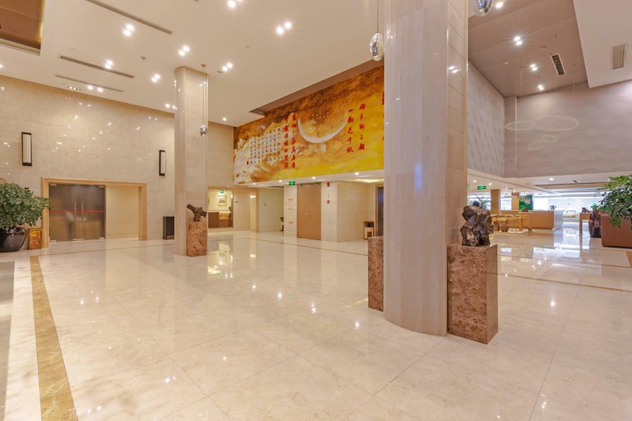 宜尚酒店上海虹桥机场国展中心店 外观 照片